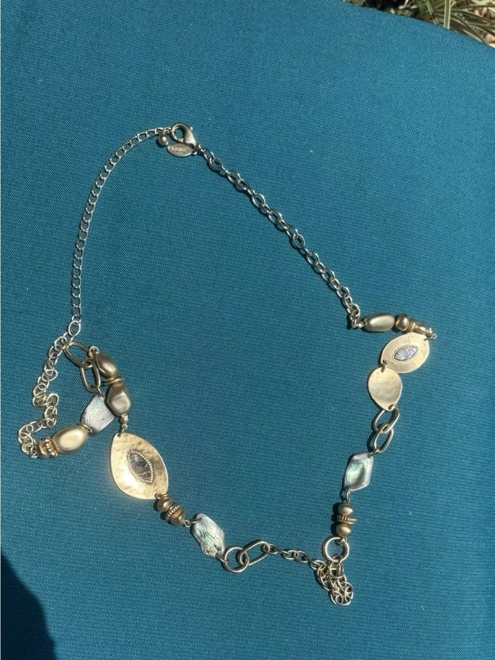 Chico's Medallion Runway Belt Chain Mother of Pearl OS Boho with Lobster Clasp